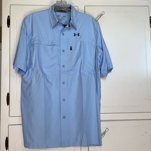 Like New! Men’s Under Armour Button Up!